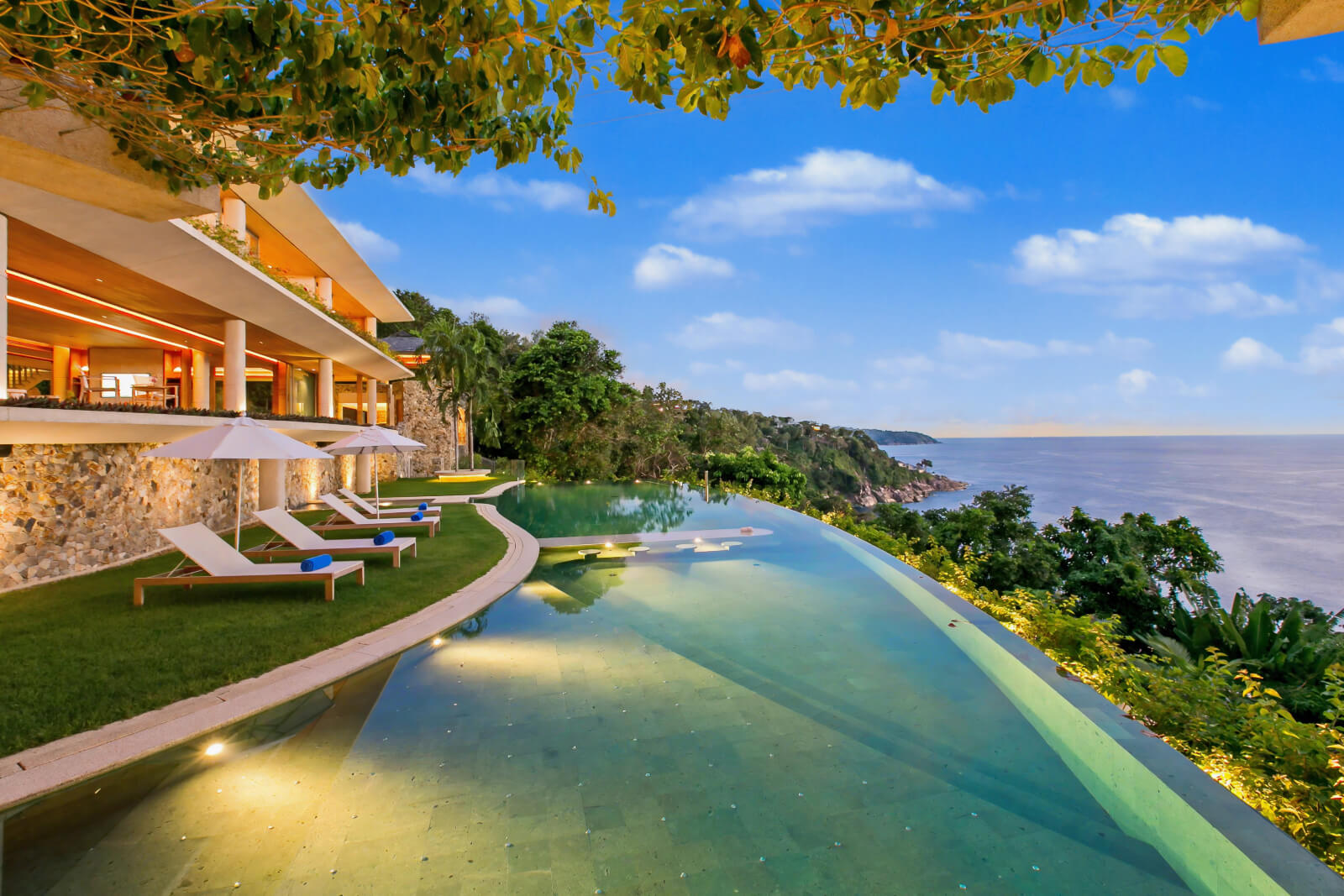 Villa Talaefun Oceanfront View